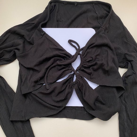 Dynamite criss cross long sleeve top in medium - Picture 1 of 3